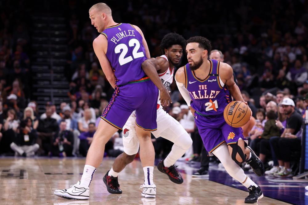 连踢到退役 连踢到退役